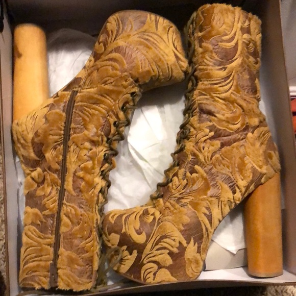 Jeffrey Campbell Shoes - Vintage Jeffrey Campbell Bach velvet tapestry boot